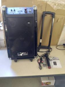 lot 33 image: Be Free 10 Portable BT PA Speaker ...