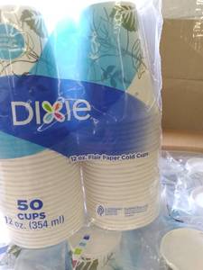 lot 55 image: Georgia Pacific Dixie 12oz. Cups 1...