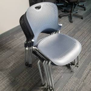 lot 57 image: Lot of 4 Heavy Duty navy blue plast...