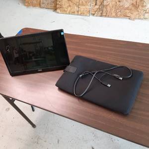lot 77 image: AOC LCD monitor with LED Backlight ...