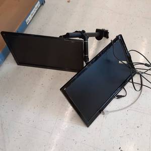 lot 88 image: Lot of 2 ViewSonic TST172480445 Com...