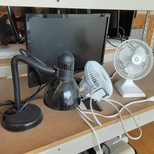 lot 102 image: Gateway Computer Monitor, gooseneck...