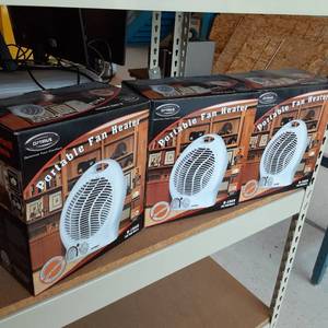 lot 104 image: Lot of 3 Optimus Personal Portable ...