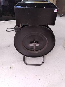 lot 39 image: Industrial Metal Banding Unit With ...