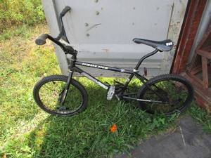 lot 13 image: REDLINE