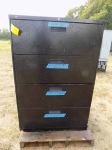 lot 2 image: Hon 4 Drawer File Cabinet with contents