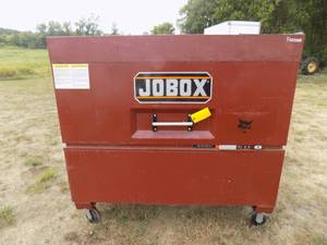 lot 17 image: Large Job Box on Casters