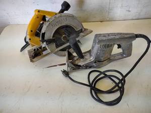 lot 37 image: (2) Saws, Works...