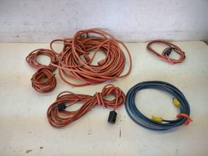 lot 58 image: (5) Extension Cords...