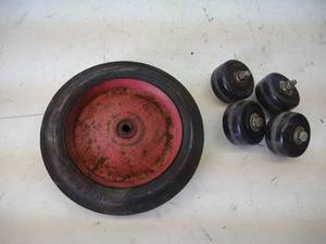 lot 67 image: (5) Wheels ...