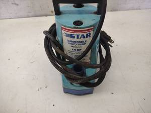 lot 75 image: Star 16 hp. Submersible Pump, Work...