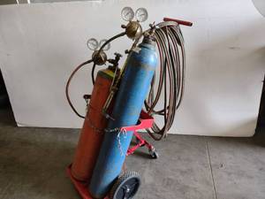 lot 19 image: Victor OxyAcetylene Setup with Tor...