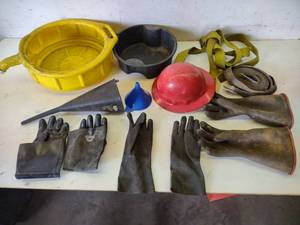 lot 116 image: Rubber Gloves, Drain Pans, Funnels,...