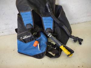 lot 178 image: Sherwood Silhouette Buoyancy Compen...