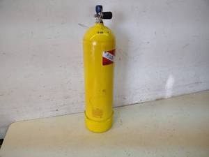 lot 184 image: Luxfor 80 cu.ft. 3000 PSI Aluminum ...