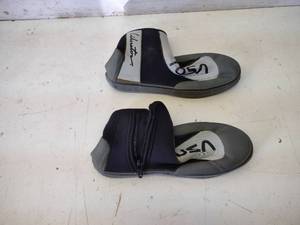 lot 190 image: Tusa Dive Boots, Size 8...