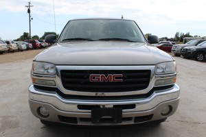 lot 7 image: 2006 GMC Sierra 1500 SLT Crew Cab 4x4 - 2 Owners -