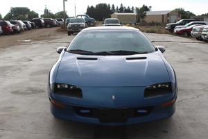 lot 3 image: 1994 Chevrolet Camaro Z28 5.7l V8 Manual Transmission