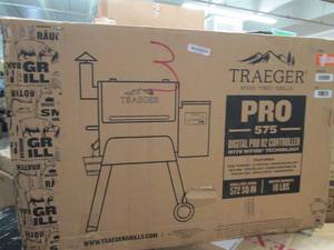 lot 14 image: traeger wood firw grill pro 575 dig...