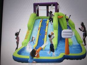 lot 30 image: magic triple blast play center with...