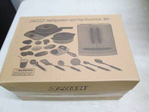 lot 131 image: JOYIN 20 Pieces Refrigerator Preten...