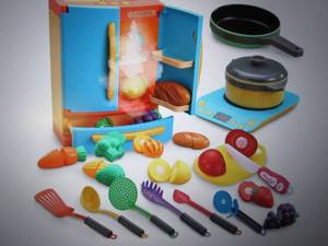 lot 133 image: JOYIN 20 Pieces Refrigerator Preten...