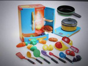 lot 135 image: JOYIN 20 Pieces Refrigerator Preten...