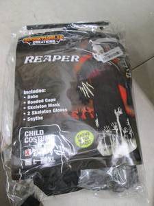 lot 141 image: spooktacular creations reaper child...