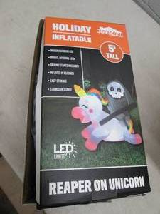 lot 143 image: holiday inflatable 5 foot tall open...