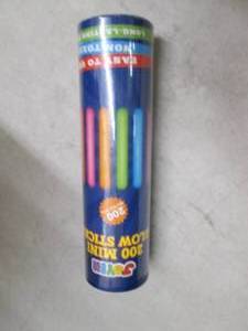 lot 145 image: joyin 200 mini glow sticks open box...