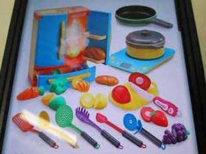 lot 208 image: joyin refrigerator and toy food set...