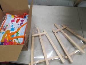 lot 231 image: kids acrylic paint set open box ...