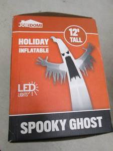lot 275 image: 12 foot tall holiday inflatable led...