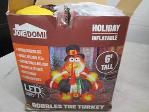 lot 280 image: holiday inflatable with led lights ...