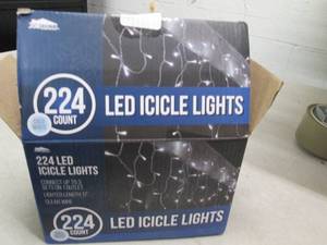 lot 289 image: led icicle lights 224 count powers ...