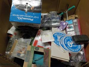 lot 301 image: Pallet of Overstock, Returns and It...