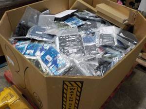 lot 302 image: Pallet of Neck Gaiters...