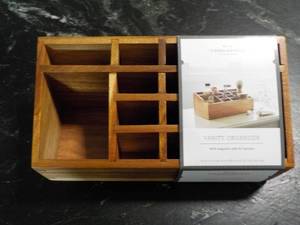 lot 102 image: Threshold Wood Vanity Organizer...