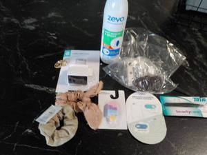 lot 139 image: Misc. Lot- see all pictures...