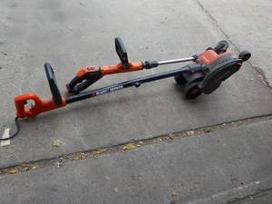 lot 268 image: Black and Decker...