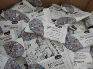 lot 380 image: 50 Gomacro Protein Bars Decadence ...