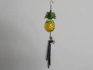 lot 111 image: Pineapple Chimes needs to be untan...