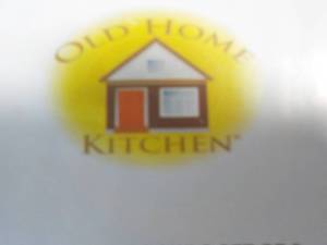 lot 121 image: Old Home Kitchen Soup and Side Bowl...