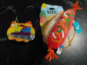 lot 151 image: Pet Toys...