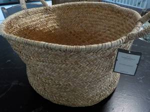 lot 153 image: threshold Woven Basket 11 12 x 14...
