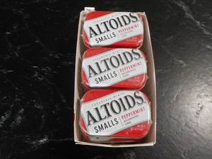 lot 159 image: 9 packs altoids Peppermint Smalls S...