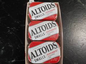 lot 160 image: 9 packs altoids Peppermint Smalls S...