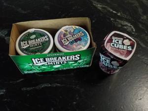 lot 164 image: 9 Ice Breakers Pkg Mints and 1 Ice ...
