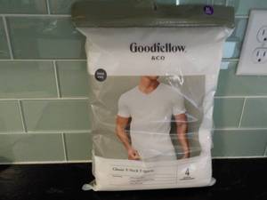 lot 170 image: Goodfellow and co Size XL Classic V...