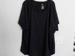 lot 181 image: Womens Clothing size 4 XL...